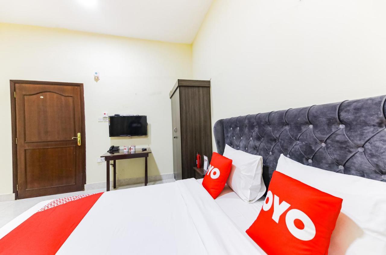 Oyo 105 Star House 05